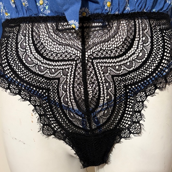 Free People Forties Feels Blue Floral Print Top Bell Sleeve Bodysuit Boho - Picture 6 of 15